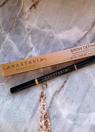 Карандаш для бровей brow definer от anastasia beverly hills