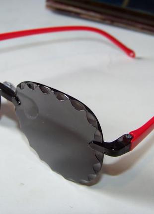 Безоправные детские очки-авиаторы от солнца с темно серой линзой антирефлекс4 фото