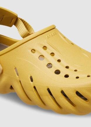 Чоловічі крокси сабо crocs echo clog desert grass топ продажів2 фото