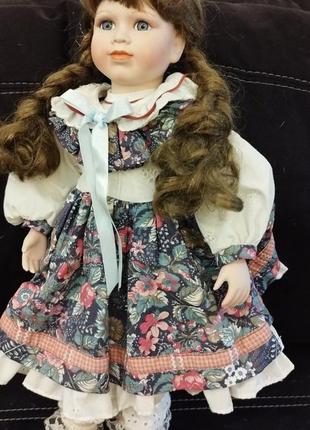 Красивая, немецкая коллекционная кукла "девочка с косичками".высота-47см.