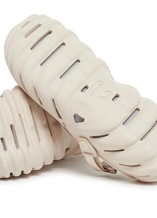 Кроксы сабо crocs echo clog beige унисекс все размеры в наличии3 фото