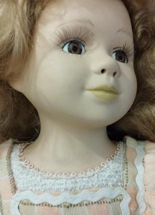 Красивая, немецкая коллекционная кукла"девочка красотка". высота-42см.