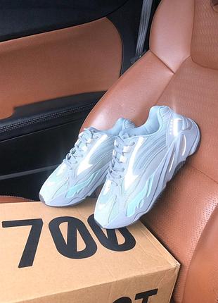 Шикарні кросівки адідас ізі 700 сірі (36рр - 45рр) adidas yeezy boost 700, кросівки адідас ізі 700