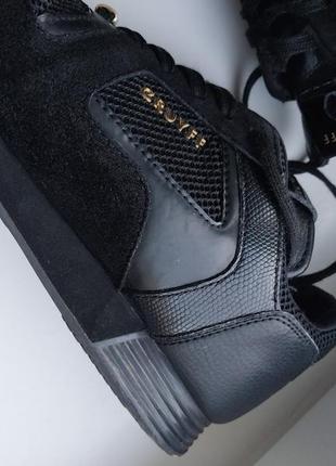 Дорогие брендовые мужские кроссовки cruyff lusso trainers black suede5 фото