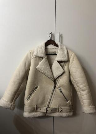 Шикарная дублёнка в красивом молочном цвете