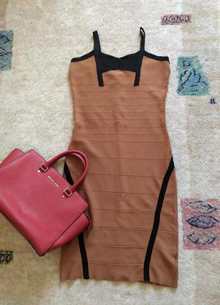 Шоколадне бандажное платье silvian heach