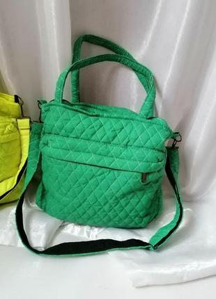 Стьобана сумка з довгими та короткими рукавами на замках прошита колір зелений та лимон