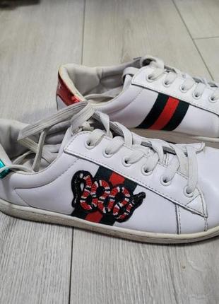 Gucci кроссовки как stan smith белые 39 со змеями красно зелени5 фото