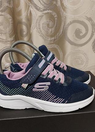 Якісні стильні брендові кросівки skechers