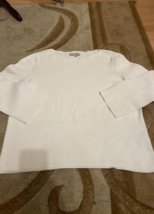 Светер   укорочений молочного кольору