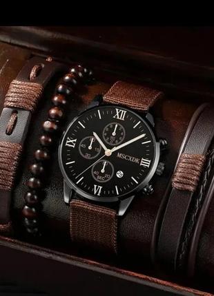 Модний подарунковий набір для чоловіків 4 в 1 кварцовий наручний годинник та браслети коричневі1 фото