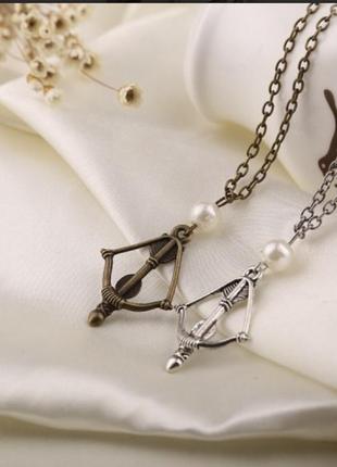 Подвеска кулон арбалет голодные игры