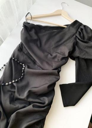 Роскошное вечернее праздничное коктейльное платье на одно плечо