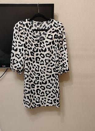 Красива сатинова сукня в леопардовий принт h&amp;m