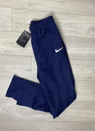 Новые спортивные штаны nike