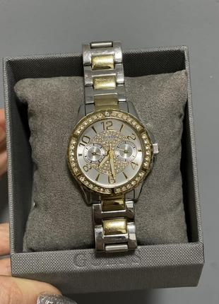 Годинник guess