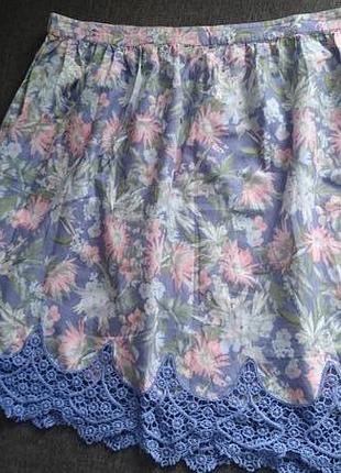 Нежная юбочка с кружевом