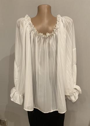 Элегантная нарядная белоснежная блузка с пышным рукавом3 фото