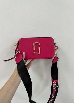 Женская сумка marc jacobs the snapshot fuchsia/black5 фото