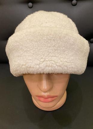 Боярка барашек, білого коліру,на флісі,з утяжкой