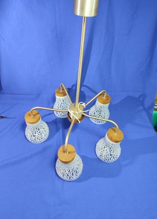 Велика люстра на стелю світильник на 5 лампочок плафон скляний з візерунком