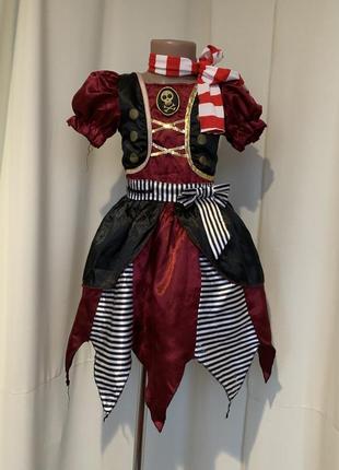 Піратка костюм карнавальний нюанс