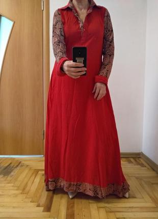 Хорошенькое комбинированное платье в пол, размер 12-149 фото