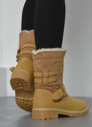Зимові чоботи на хутрі