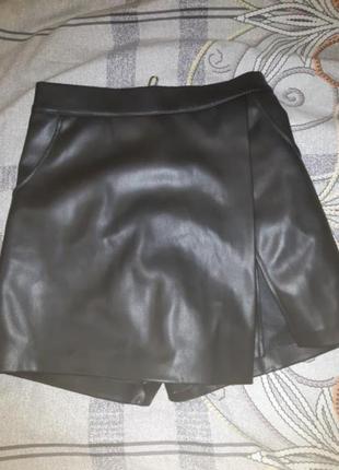 Юбка шорты из эко-кожи1 фото
