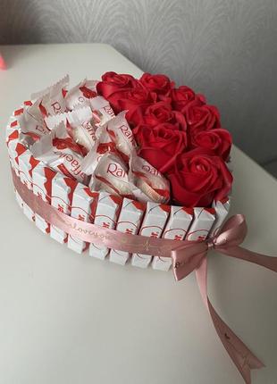 Киндер тортик с мыльными розами3 фото