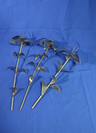 Металеві квіти з нержавіючої сталі нержавійки букет з трьох квітів ручна робота вічний букет9 фото