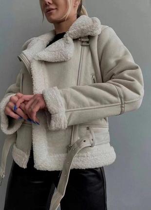 Стильная теплая дубленка куртка с мехом