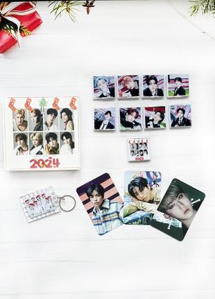 Подарочный новогодний набор  мини бокс k-pop straykids magic box