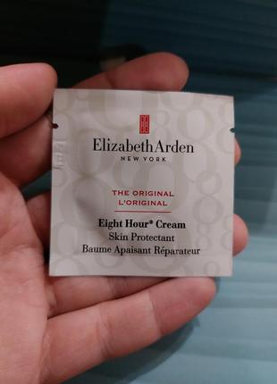 Elizabeth arden eight hour cream skin protectant — легендарний захисний восьмигодинний крем для обличчя, пробний зразок, 2 мл;