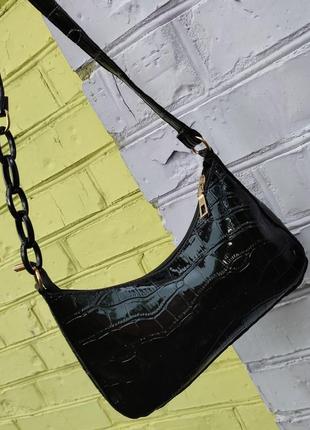 Лакова сумочка багет з ланцюжком2 фото