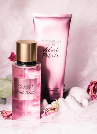 Набір victoria's secret. velvet petals