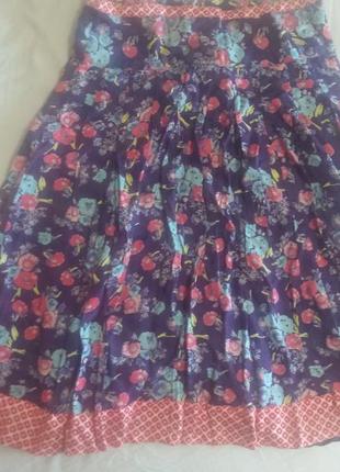 Яркая летняя юбка-миди с цветочным принтом в этно стиле2 фото