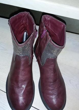 Шкіряні черевики в байкерському стилі бренду laura torelli розмір 407 фото