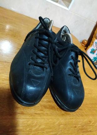 Шкіряні туфлі черевики, кросівки шкіряні туфлі