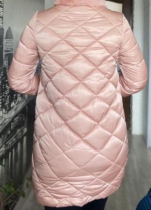 Теплая демисезонная куртка в цвете пудровой розы8 фото