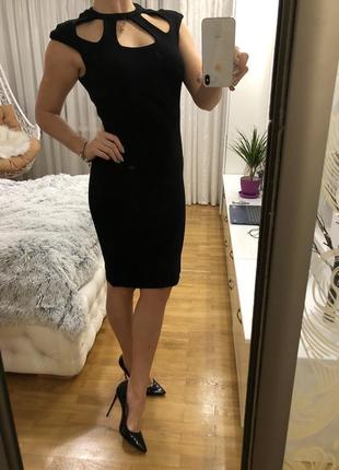 Новое плотное утягивающие платье карандаш river island размер м