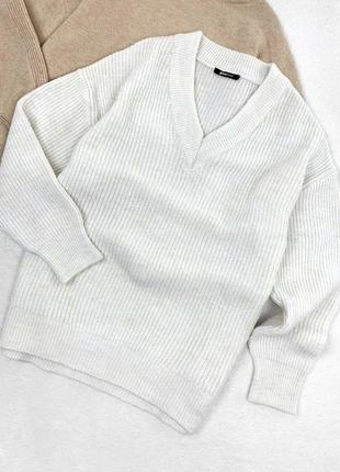 Удлиненный свитер с v-вырезом