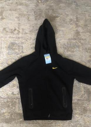 Зіпка nike nocta