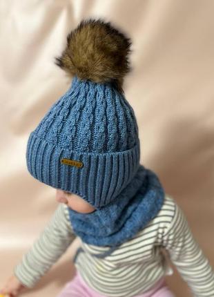 Зимний набор на мальчика 46-51 см шапка и хомут с натуральным помпоном