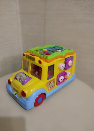 Интерактивная игрушка автобус chicco