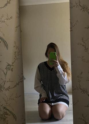 Платье вязаное