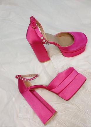 Розовые туфли на платформе в стиле versace4 фото