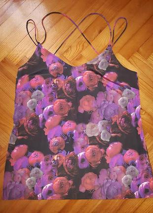 Шикарный топ с 3-d принтом от asos! p.-36