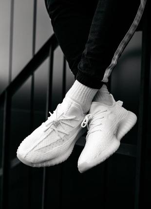 Кроссовки adidas yeezy  boost 350 v2 triple/white кросівки7 фото