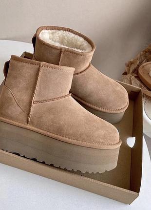 Ugg mini platform